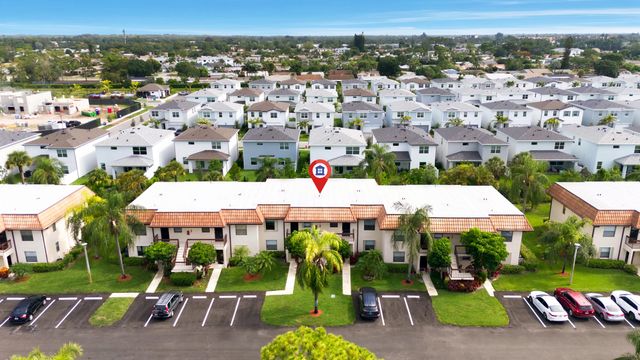7209 Golf Colony Court, Greenacres, FL 33467