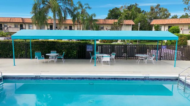 7209 Golf Colony Court, Greenacres, FL 33467