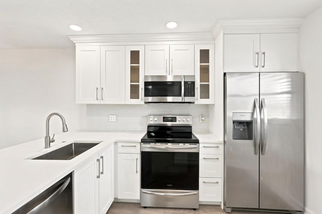 7209 Golf Colony Court, Greenacres, FL 33467