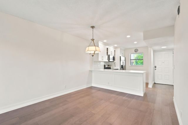 7209 Golf Colony Court, Greenacres, FL 33467