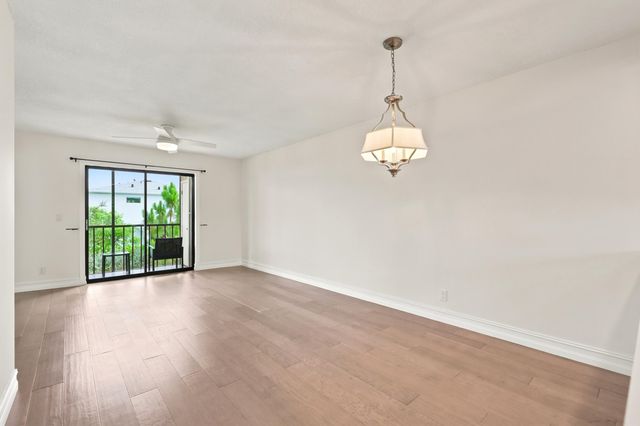 7209 Golf Colony Court, Greenacres, FL 33467