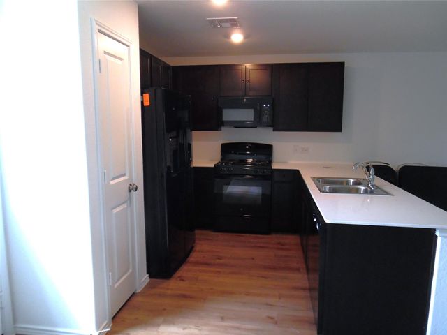 2307 TORNADO Aly, Lockhart, TX 78644