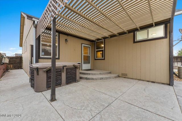 1351 Shadow Lane, Fernley, NV 89408