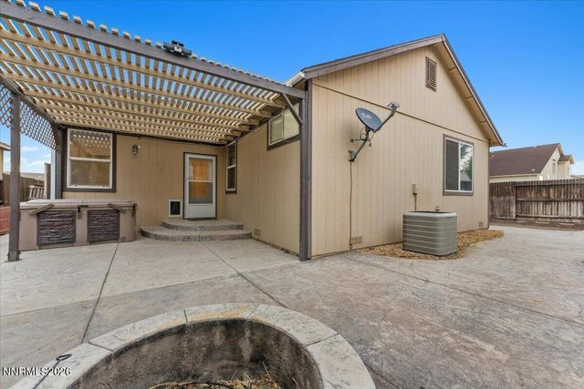 1351 Shadow Lane, Fernley, NV 89408