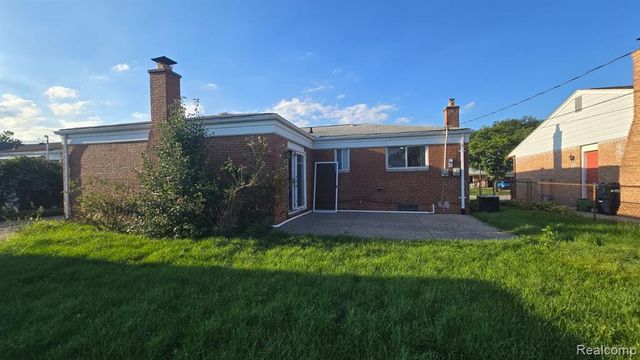 3582 Hein Drive, Sterling Heights, MI 48310