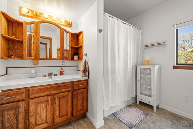 1253 S Aspen Rd, Pueblo, CO 81006