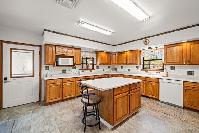 1253 S Aspen Rd, Pueblo, CO 81006