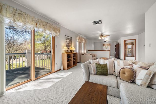 1253 S Aspen Rd, Pueblo, CO 81006