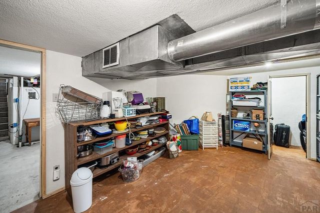 1253 S Aspen Rd, Pueblo, CO 81006