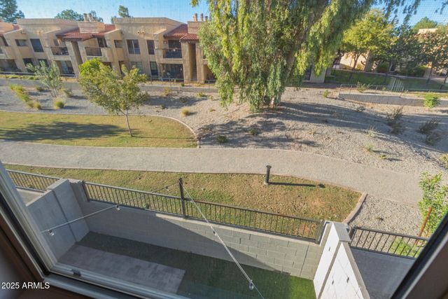 2134 W Harmont Drive, Phoenix, AZ 85021