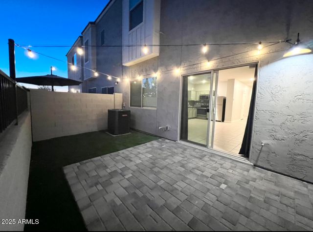 2134 W Harmont Drive, Phoenix, AZ 85021
