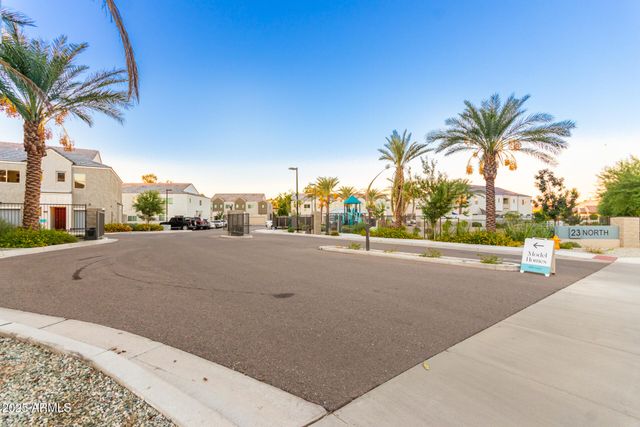 2134 W Harmont Drive, Phoenix, AZ 85021