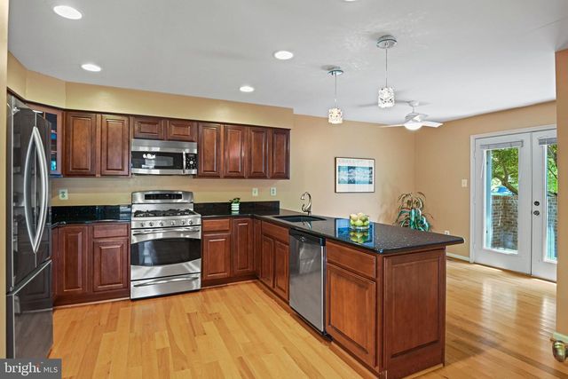 3120 JERMAN LN, Oakton, VA 22124