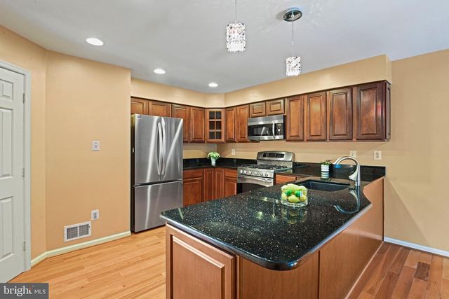 3120 JERMAN LN, Oakton, VA 22124