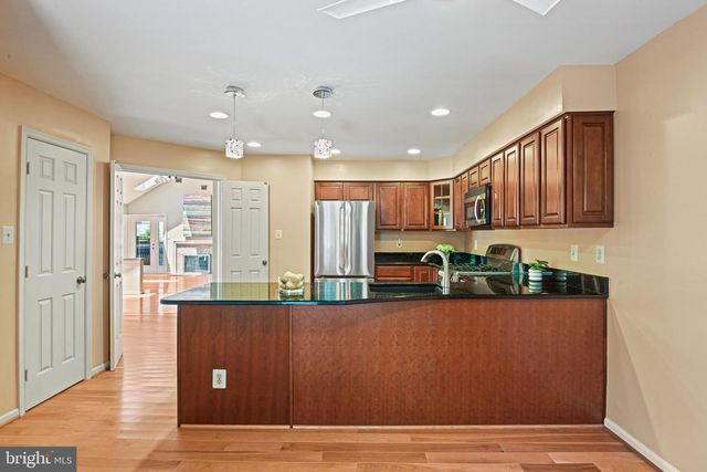 3120 JERMAN LN, Oakton, VA 22124