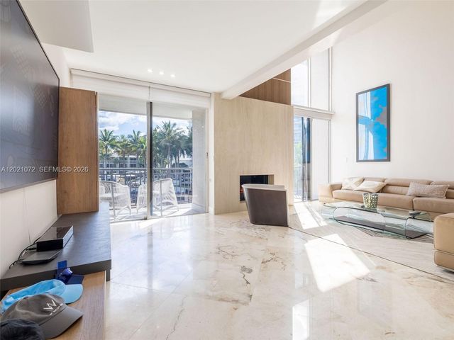 19 Port Side Drive 19C, Fort Lauderdale, FL 33316