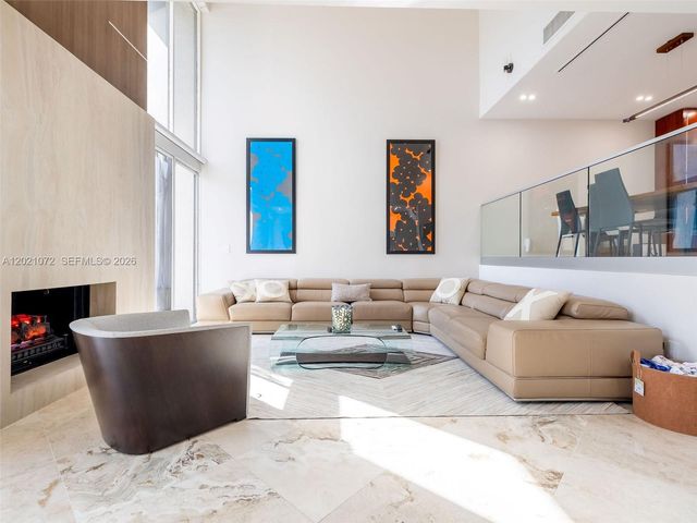 19 Port Side Drive 19C, Fort Lauderdale, FL 33316
