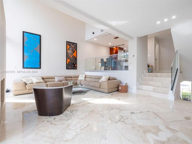 19 Port Side Drive 19C, Fort Lauderdale, FL 33316