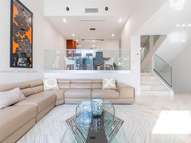 19 Port Side Drive 19C, Fort Lauderdale, FL 33316