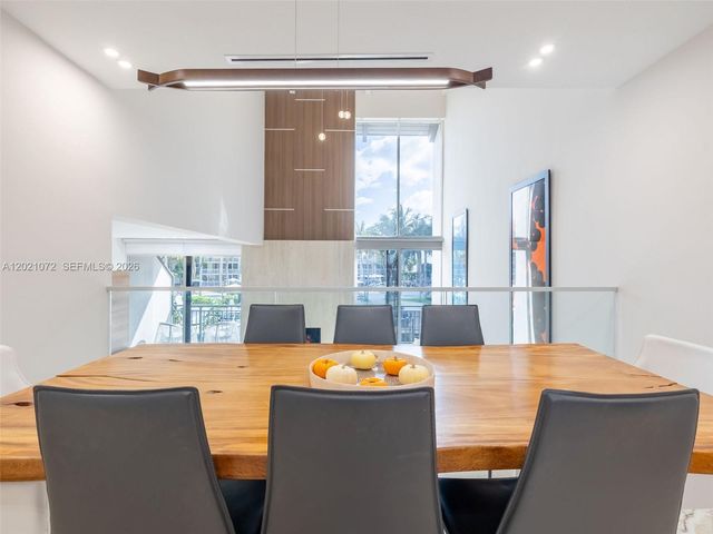 19 Port Side Drive 19C, Fort Lauderdale, FL 33316