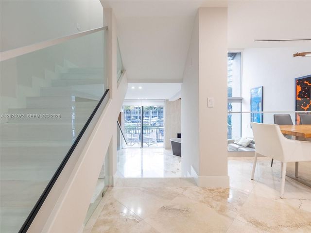 19 Port Side Drive 19C, Fort Lauderdale, FL 33316