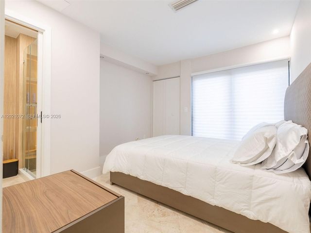 19 Port Side Drive 19C, Fort Lauderdale, FL 33316