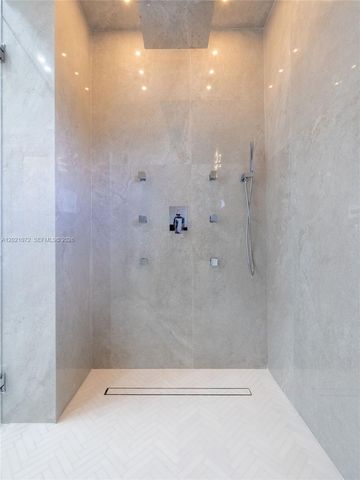 19 Port Side Drive 19C, Fort Lauderdale, FL 33316
