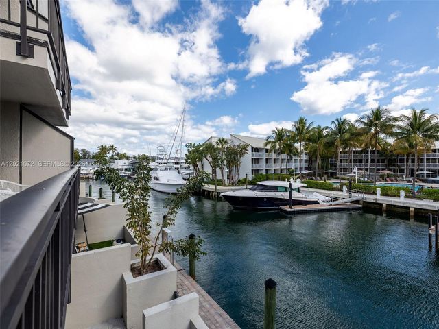 19 Port Side Drive 19C, Fort Lauderdale, FL 33316