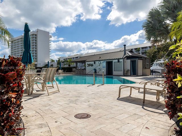 19 Port Side Drive 19C, Fort Lauderdale, FL 33316
