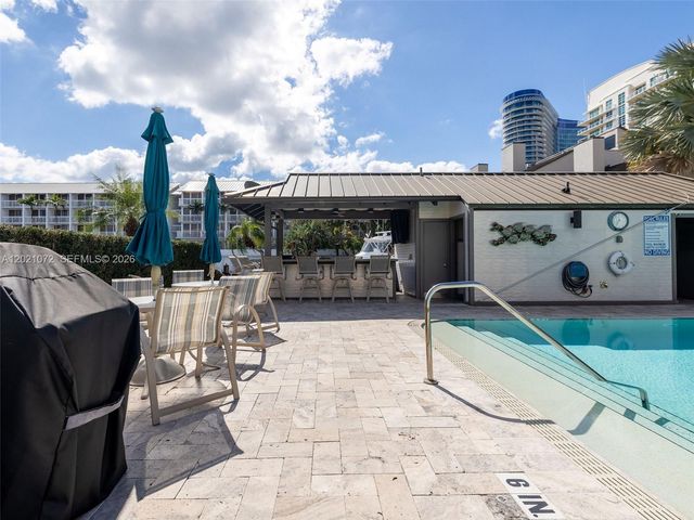 19 Port Side Drive 19C, Fort Lauderdale, FL 33316
