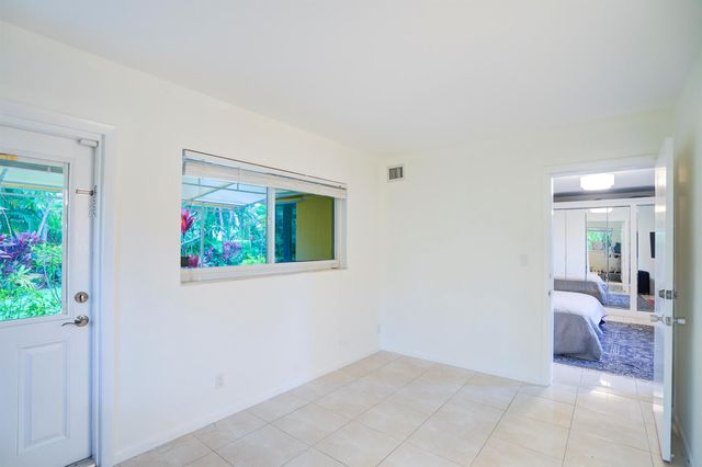 216 32nd Street, West Palm Beach, FL 33407