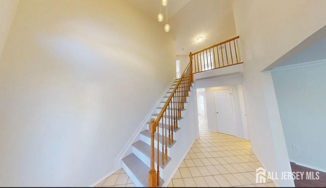 9 Black Oak Lane, Old Bridge, NJ 08857