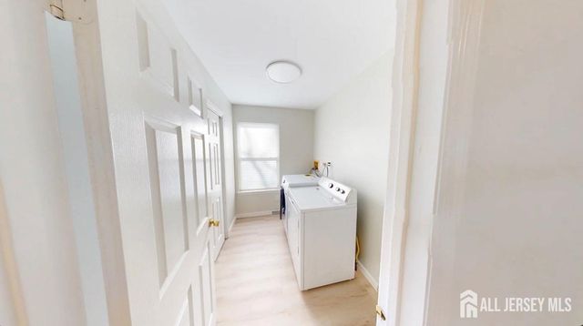 9 Black Oak Lane, Old Bridge, NJ 08857