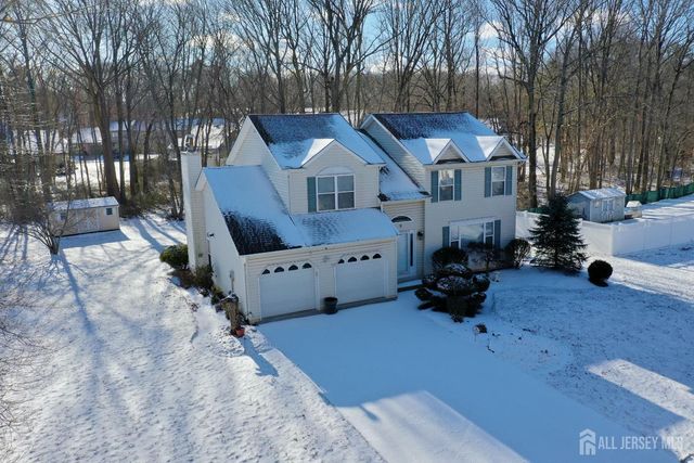 9 Black Oak Lane, Old Bridge, NJ 08857