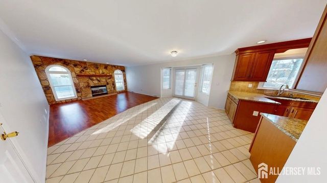 9 Black Oak Lane, Old Bridge, NJ 08857