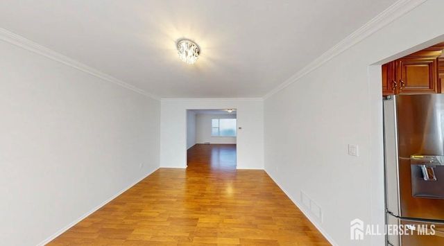 9 Black Oak Lane, Old Bridge, NJ 08857