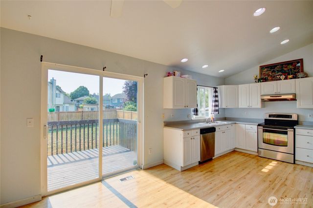 15355 Heintz Avenue SE, Monroe, WA 98272