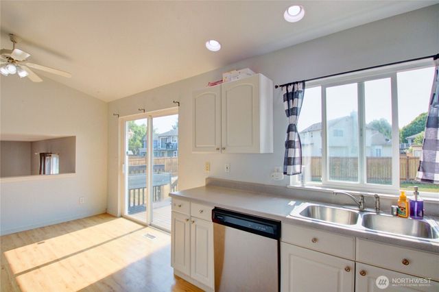 15355 Heintz Avenue SE, Monroe, WA 98272