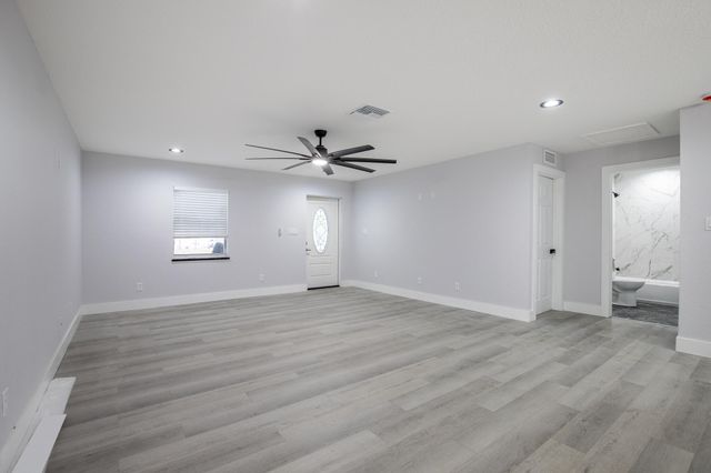 332 W Ventura Avenue, Clewiston, FL 33440