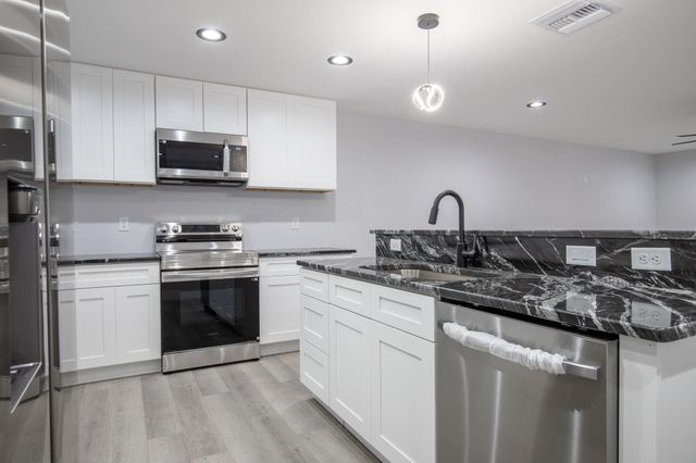 332 W Ventura Avenue, Clewiston, FL 33440