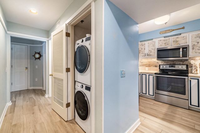 180 Rothbury Cir Apt 302, Myrtle Beach, SC 29572