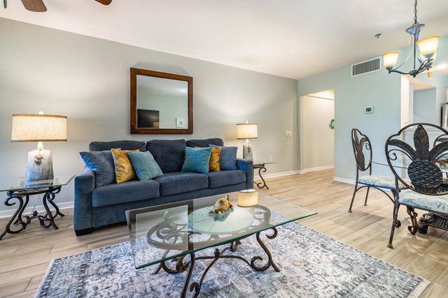 180 Rothbury Cir Apt 302, Myrtle Beach, SC 29572