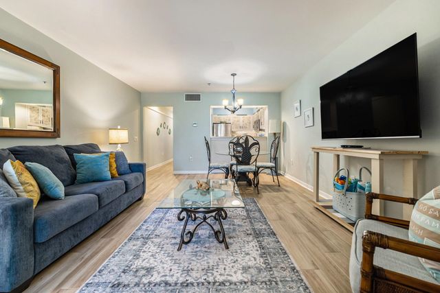 180 Rothbury Cir Apt 302, Myrtle Beach, SC 29572