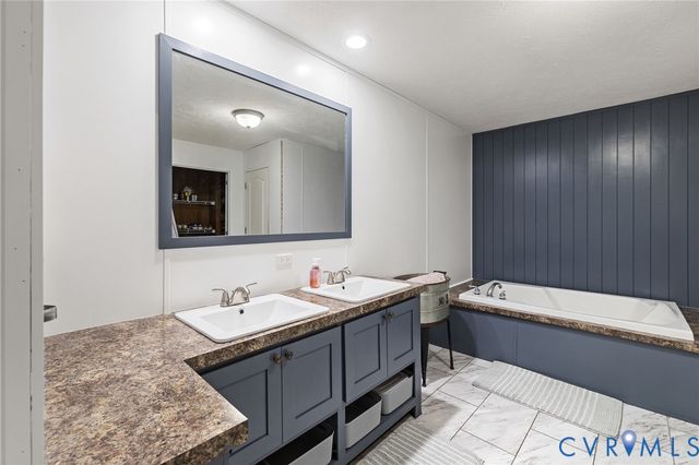 11391 Watkins Rd, Rockville, VA 23146