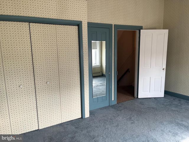 245 STATE ST, Hamburg, PA 19526