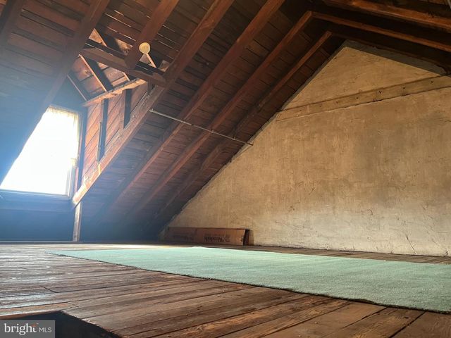 245 STATE ST, Hamburg, PA 19526