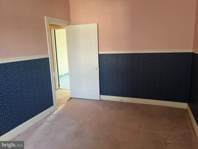 245 STATE ST, Hamburg, PA 19526