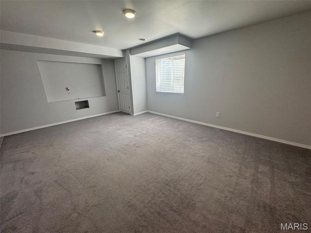 2837 Preston Woods Trail, O'fallon, MO 63367