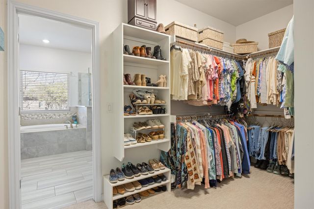 210 Raptor Beak WAY, Cedar Creek, TX 78612