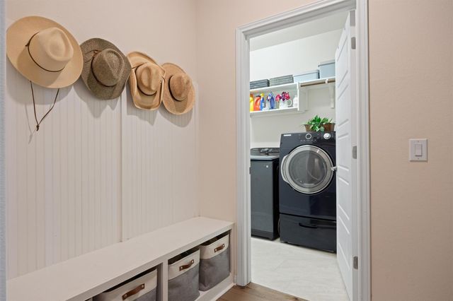 210 Raptor Beak WAY, Cedar Creek, TX 78612